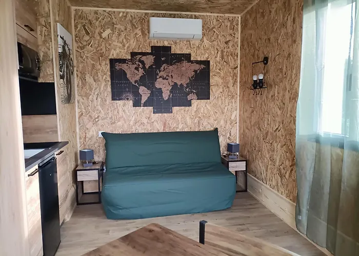 La Cabane Des Jours Heureux