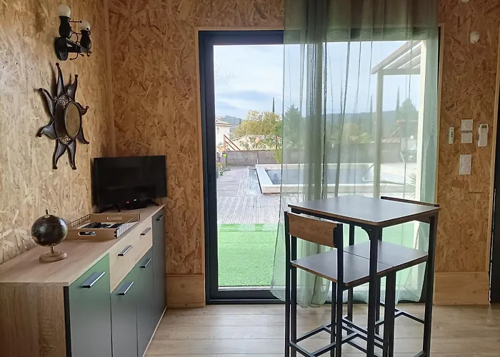 La Cabane Des Jours Heureux